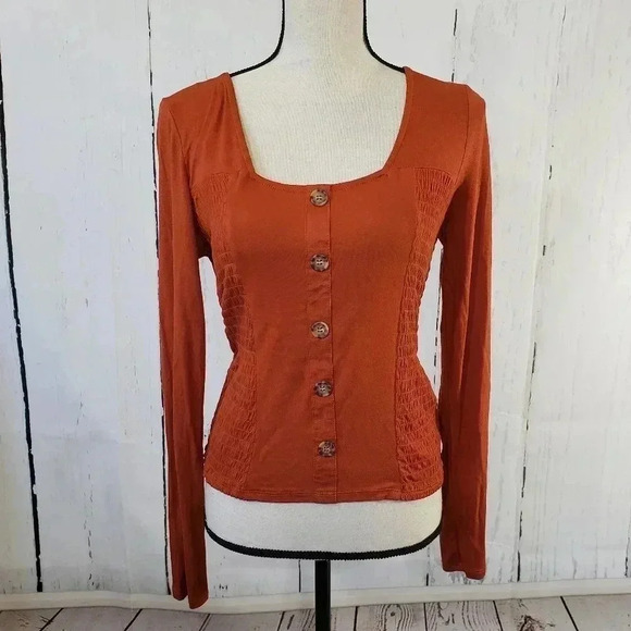 Burnt Orange Ruched Button Front Top - Picture 1 of 5